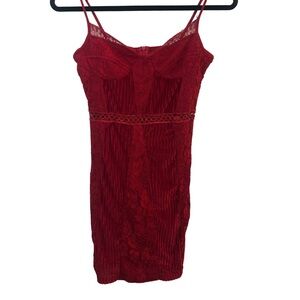Pretty Little Thing Patterned Red Velvet Sleeveless Bodycon Dress